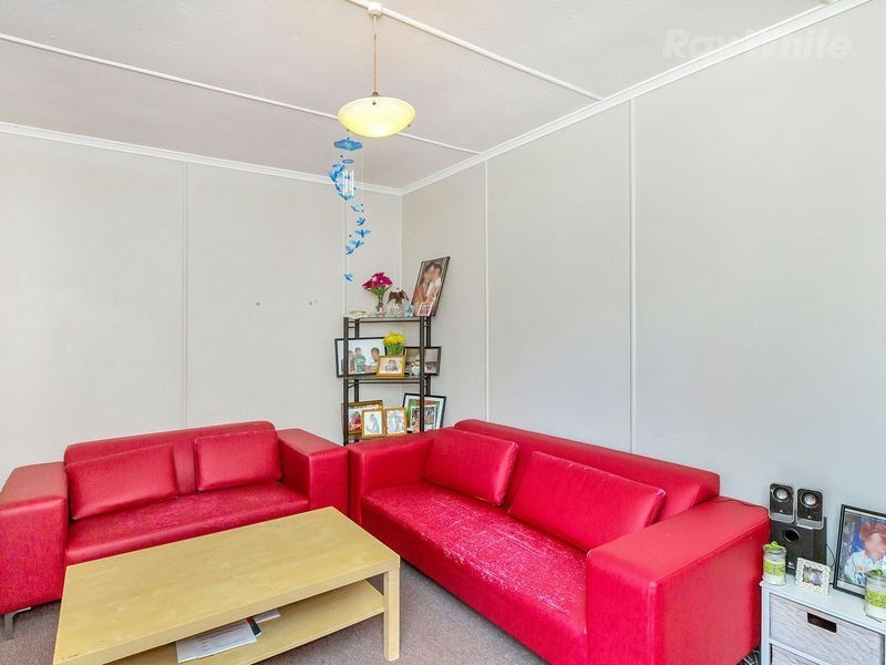 32 Davidson Street, Basin Pocket QLD 4305