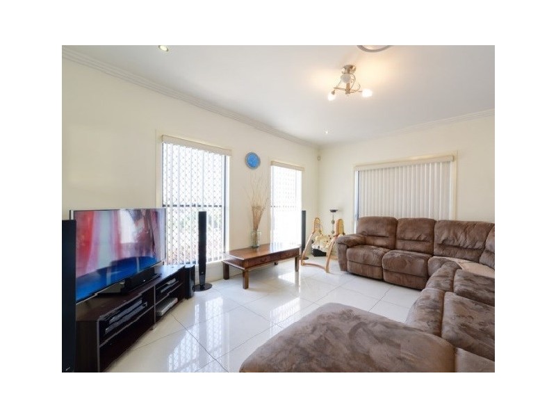 2 Riverine Drive, Springfield Lakes QLD 4300