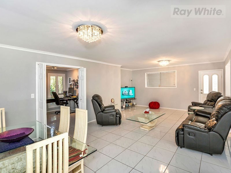 6 Stella Street, Camira QLD 4300