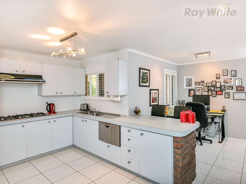 6 Stella Street, Camira QLD 4300