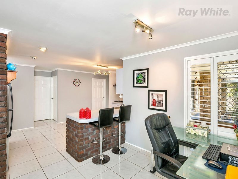 6 Stella Street, Camira QLD 4300