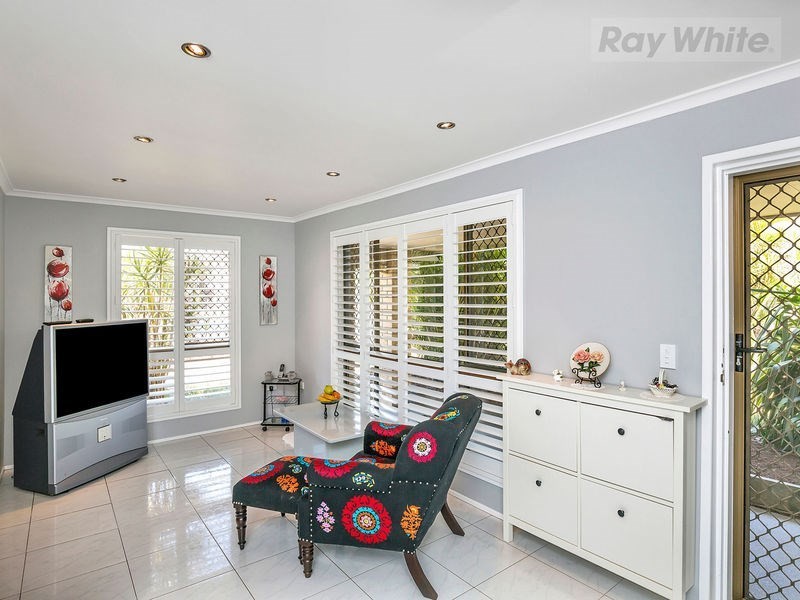 6 Stella Street, Camira QLD 4300