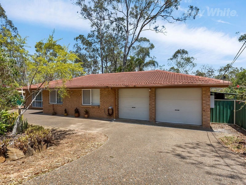 119 Fiona Street, Bellbird Park QLD 4300