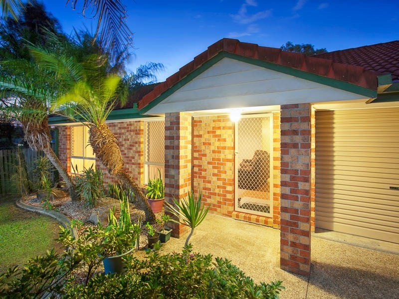 6/3 Rosegum Place, Redbank Plains QLD 4301
