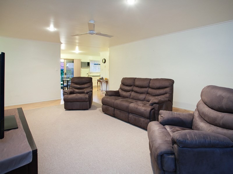 6/3 Rosegum Place, Redbank Plains QLD 4301
