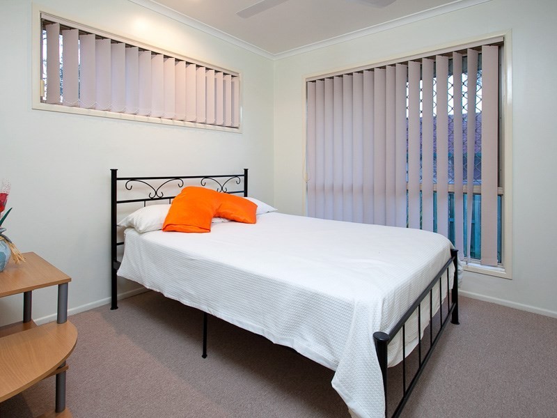 6/3 Rosegum Place, Redbank Plains QLD 4301