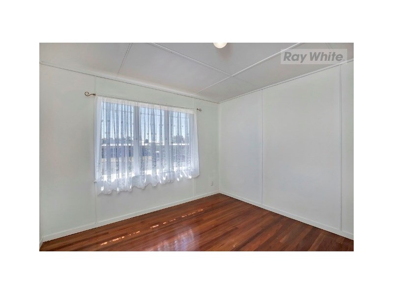 12 Cameron Street, Brassall QLD 4305