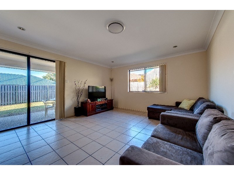 32 Holterman Crescent, Redbank Plains QLD 4301