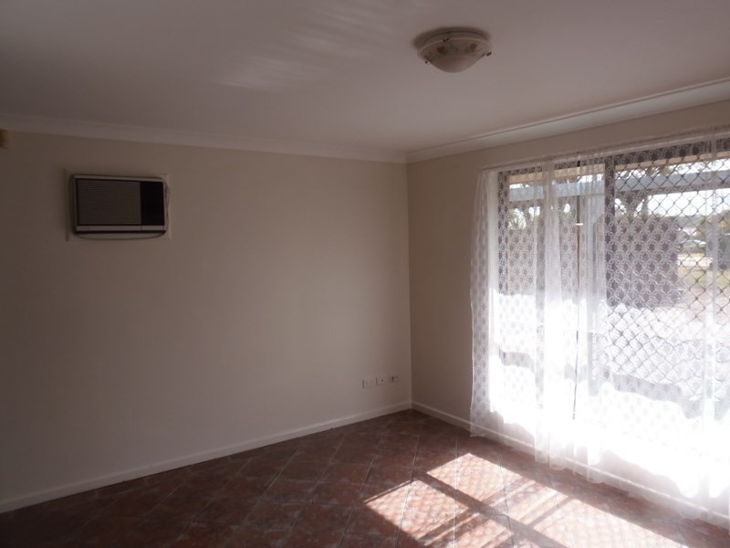 33 Hartley Crescent, Redbank Plains QLD 4301