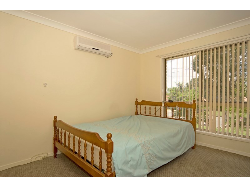 5 Fisher Street, Collingwood Park QLD 4301