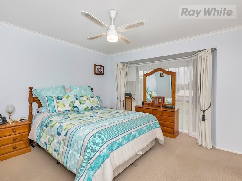 5 Glen Eagle Court, Redbank Plains QLD 4301