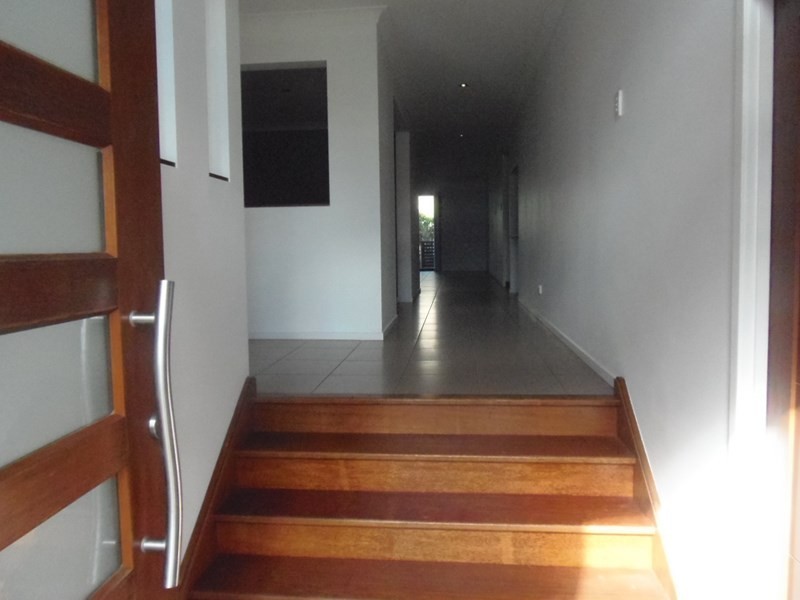 6 Tenzing Place, Springfield Lakes QLD 4300