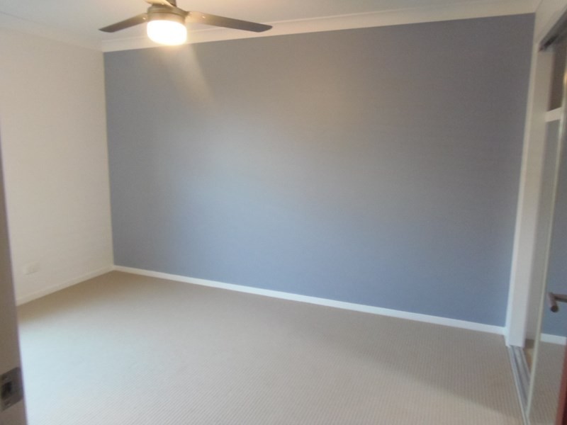 6 Tenzing Place, Springfield Lakes QLD 4300