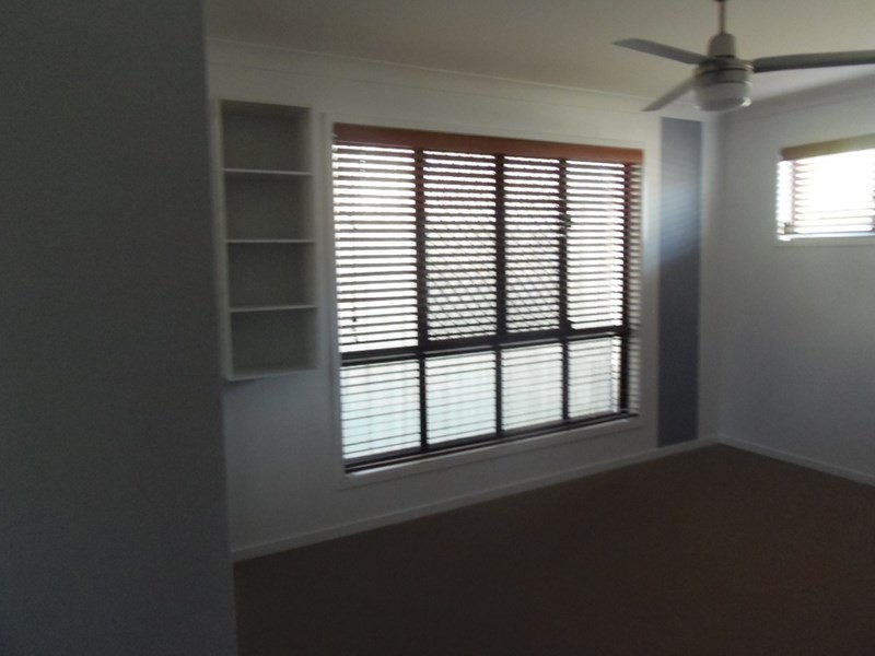 6 Tenzing Place, Springfield Lakes QLD 4300