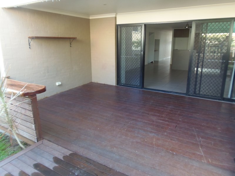 6 Tenzing Place, Springfield Lakes QLD 4300