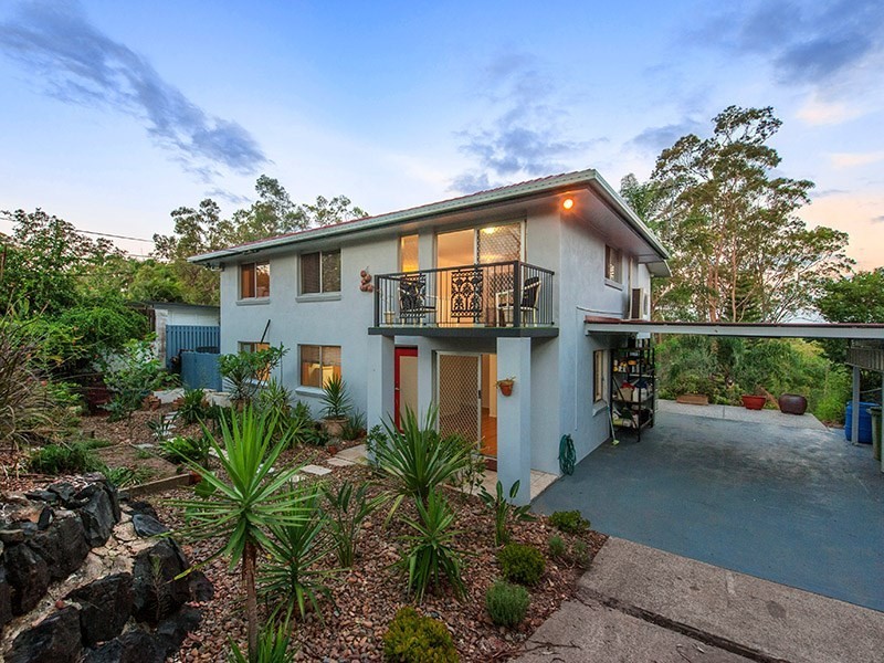 34 Fiona Street, Bellbird Park QLD 4300