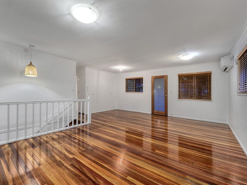 34 Fiona Street, Bellbird Park QLD 4300