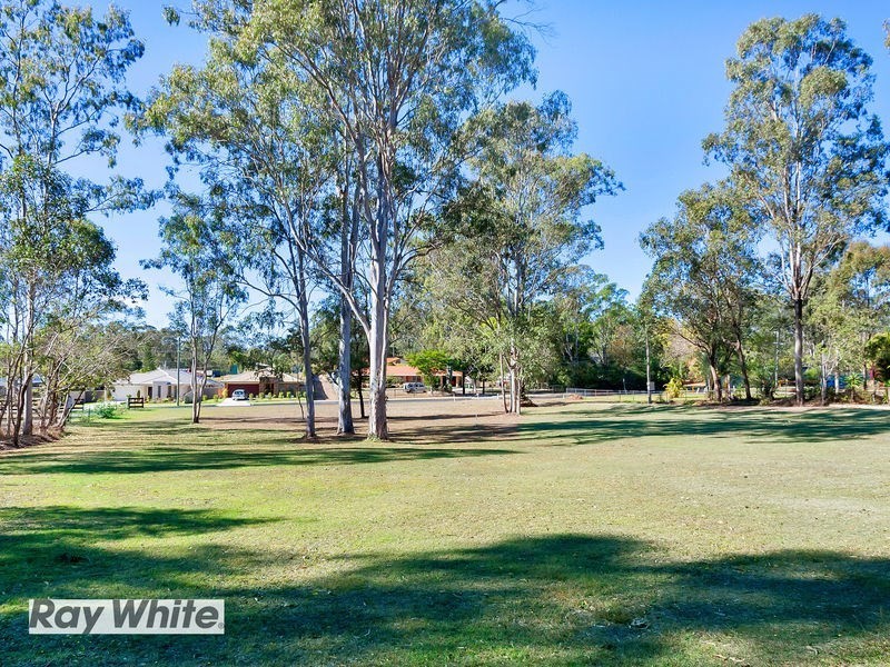 220 Jones Road, Bellbird Park QLD 4300