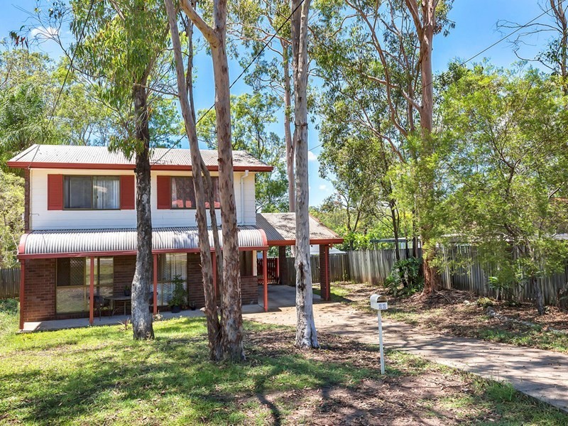 11 Tamatea Drive, Bellbird Park QLD 4300