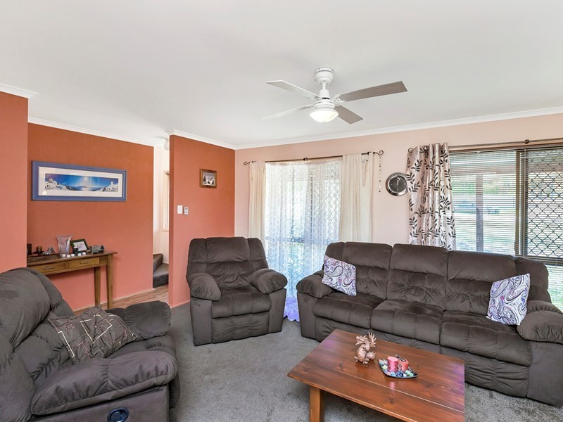11 Tamatea Drive, Bellbird Park QLD 4300