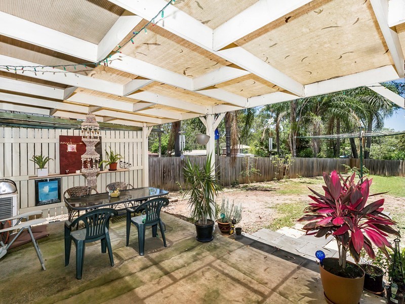 11 Tamatea Drive, Bellbird Park QLD 4300
