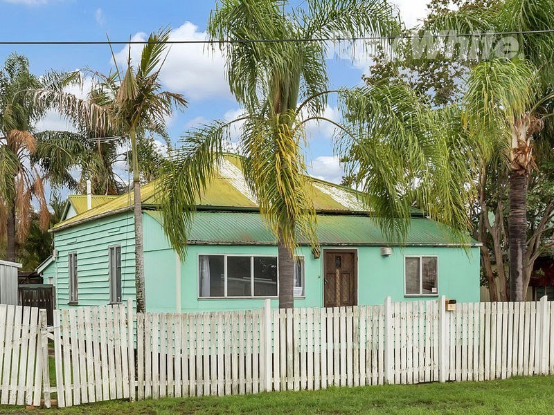 7 Jacob Street, Dinmore QLD 4303