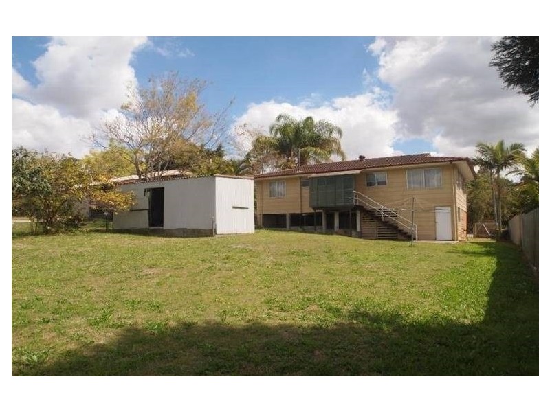 20 Duncan Street, Riverview QLD 4303