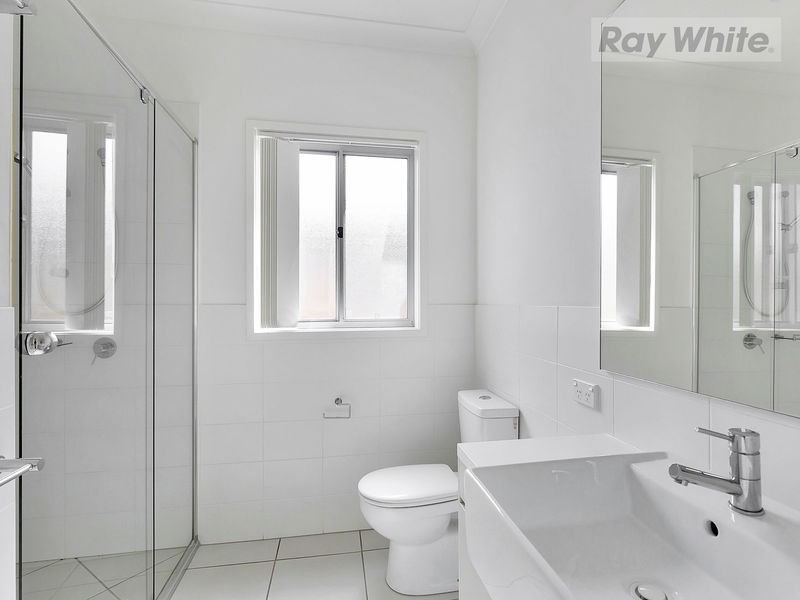 11 Francisca Drive, Augustine Heights QLD 4300