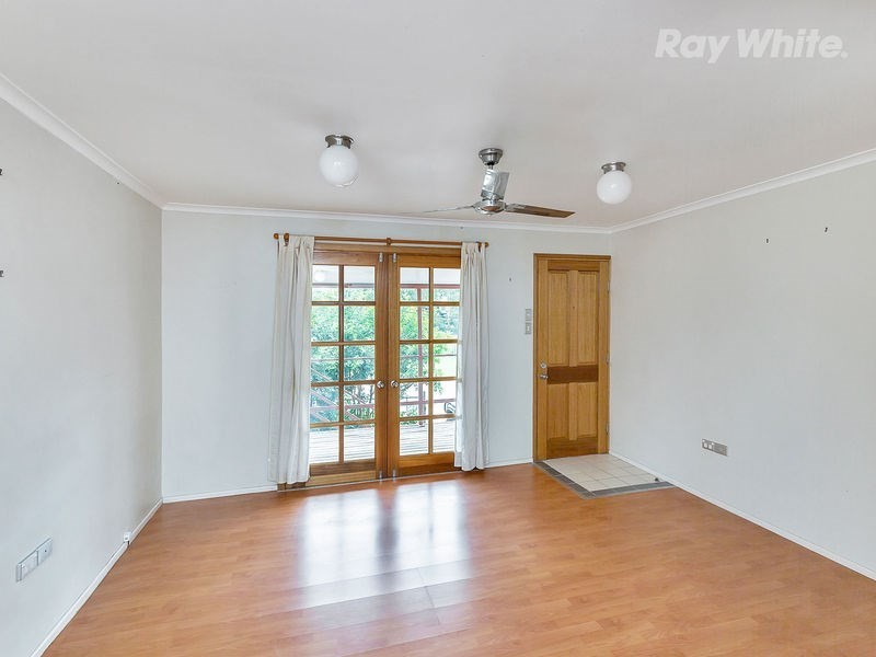 8 Carol Street, Redbank Plains QLD 4301