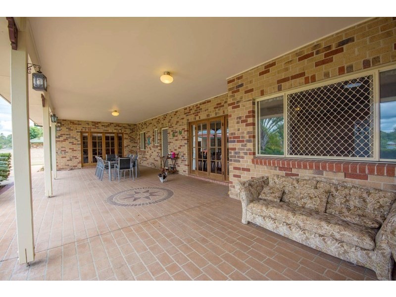 11 Katherine Court, Karalee QLD 4306