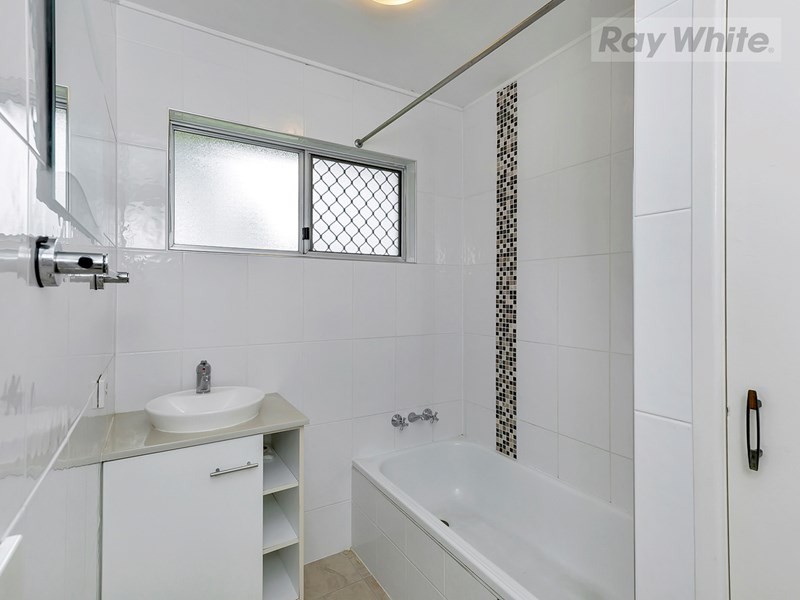 18 Kirton Street, Redbank Plains QLD 4301
