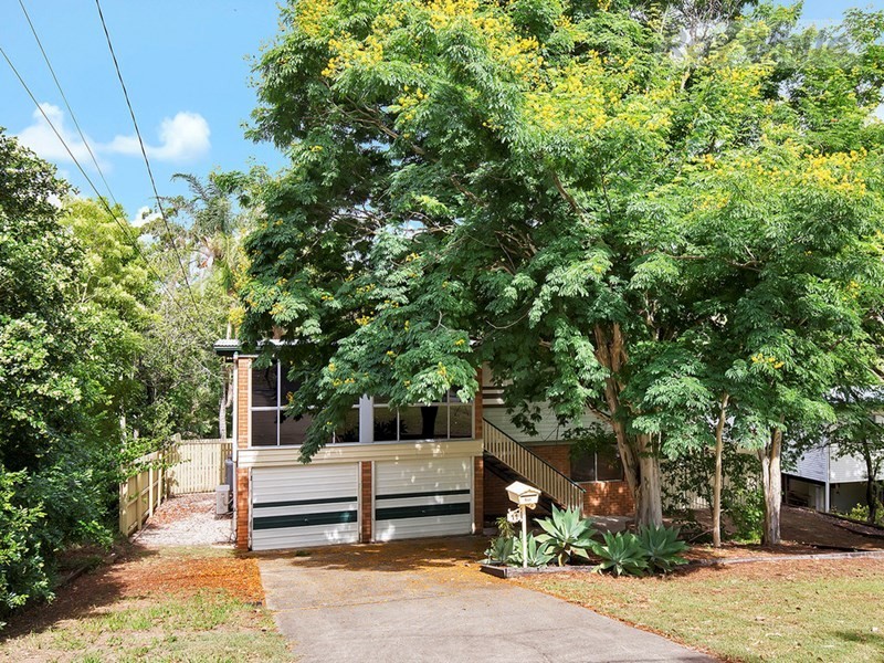 11 Mclean Street, Redbank Plains QLD 4301