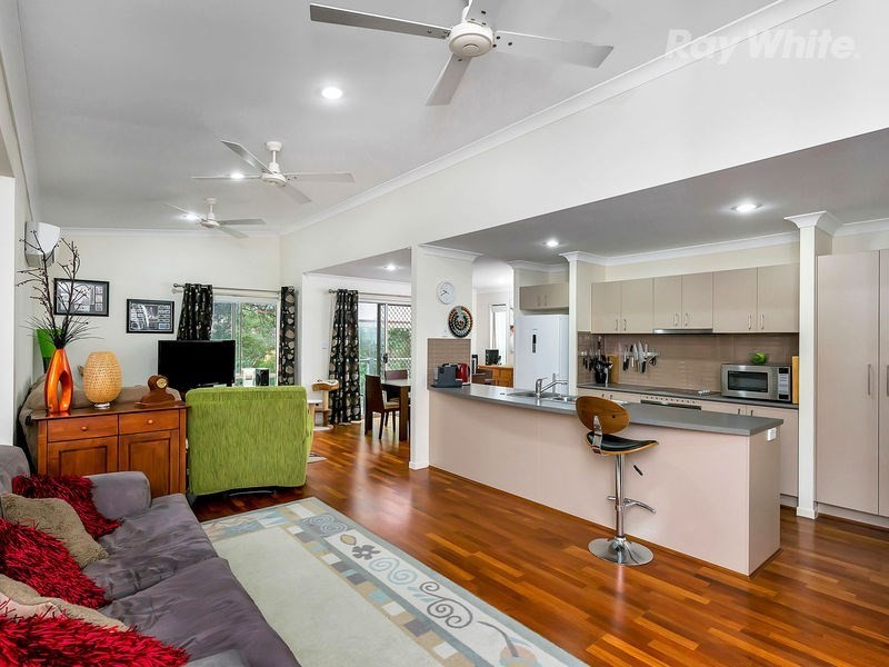 9 Heathwood Place, Collingwood Park QLD 4301