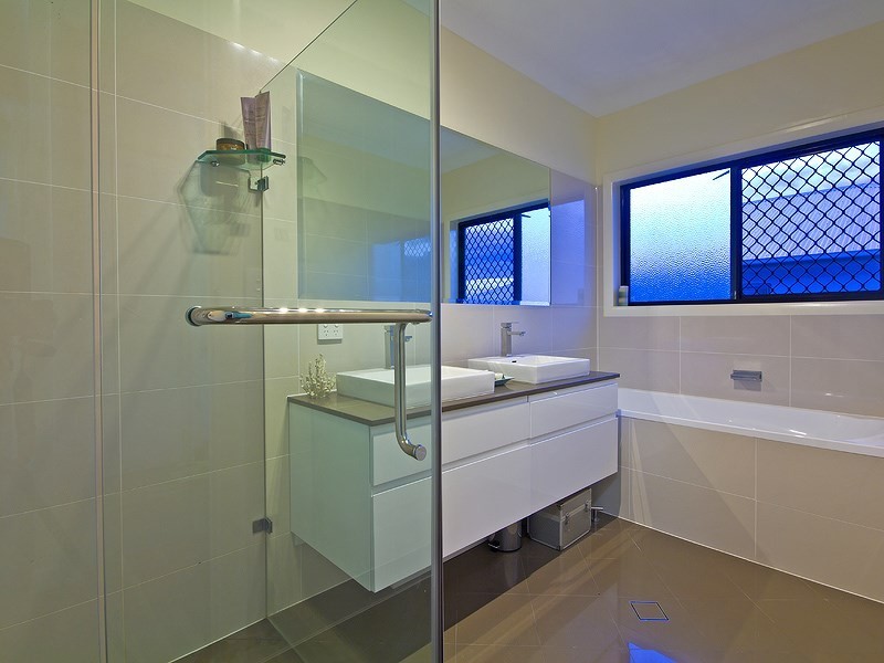 13 Aristotle Avenue, Augustine Heights QLD 4300