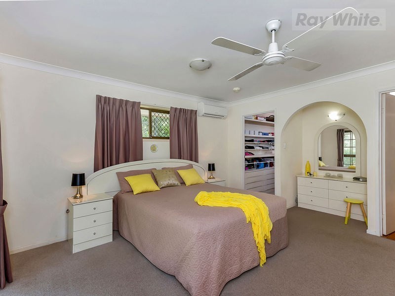 11 Henderson Street, Redbank QLD 4301