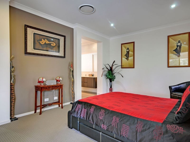 46 Burlington Terrace, Springfield Lakes QLD 4300