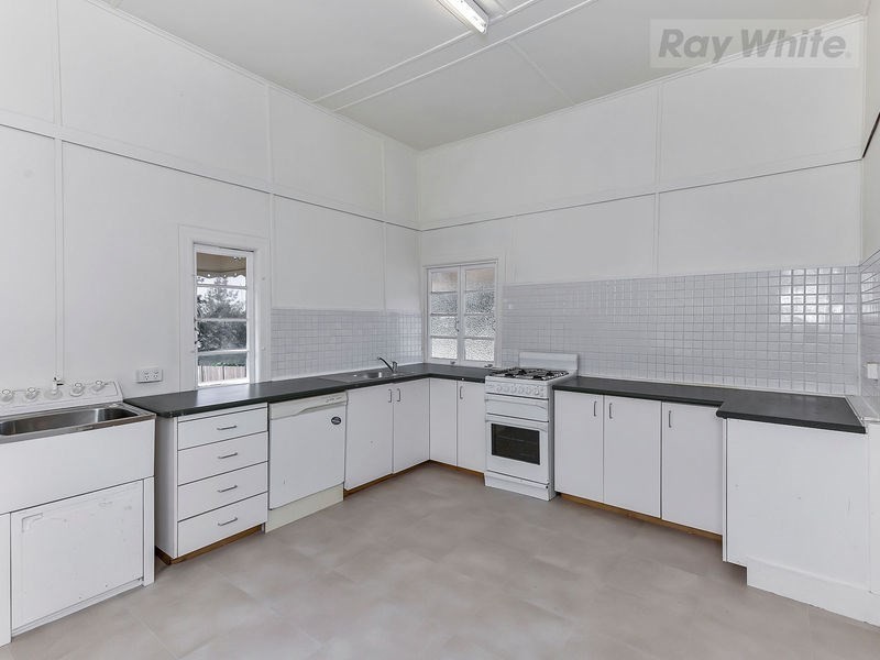 16 Waterford Road, Gailes QLD 4300