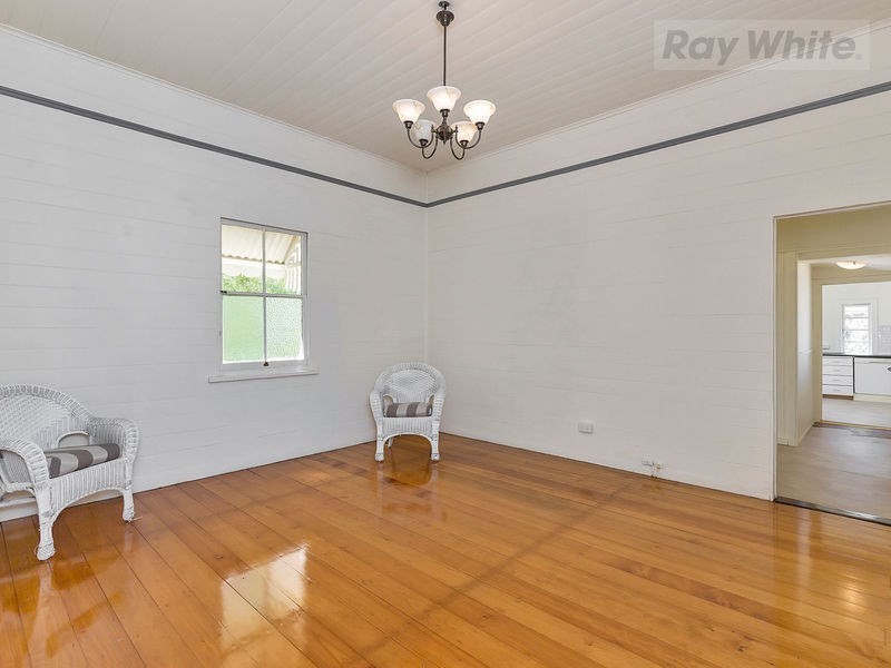 16 Waterford Road, Gailes QLD 4300