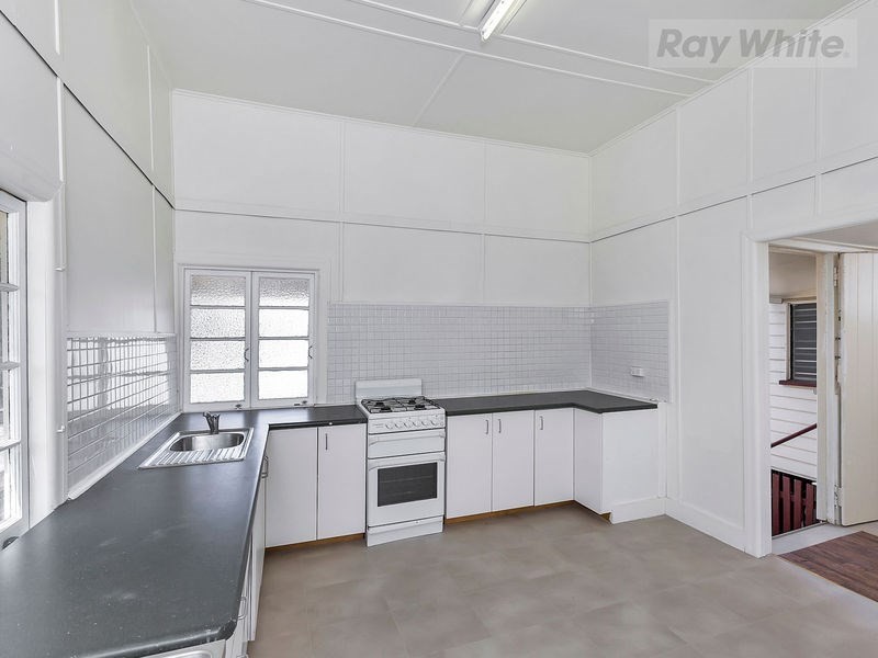 16 Waterford Road, Gailes QLD 4300