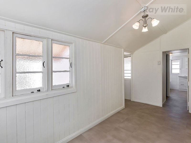 16 Waterford Road, Gailes QLD 4300