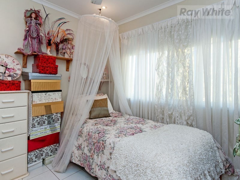 21 Alawoona Street, Redbank Plains QLD 4301