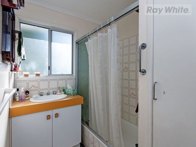 21 Alawoona Street, Redbank Plains QLD 4301