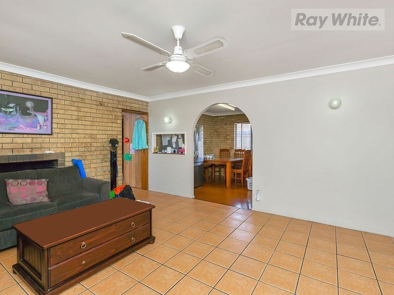 39 Cudgee Street, Redbank Plains QLD 4301