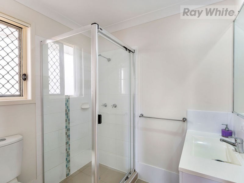 40 Pleasant Drive, Redbank Plains QLD 4301