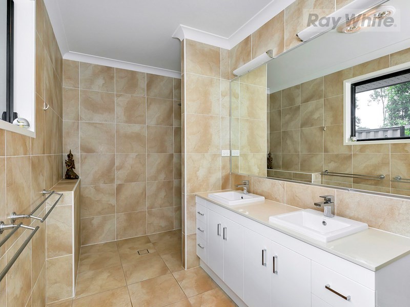 20 Lorikeet Lane, Bellbird Park QLD 4300