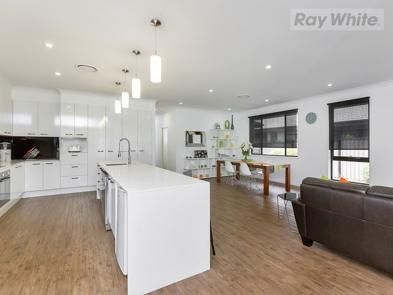 20 Lorikeet Lane, Bellbird Park QLD 4300