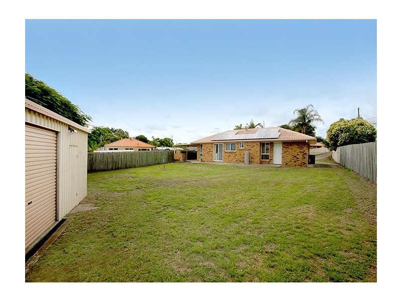 8 Petrie Close, Redbank Plains QLD 4301