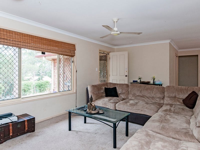 11 Azure Street, Goodna QLD 4300