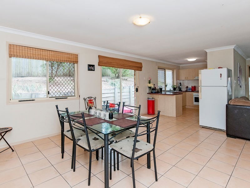 11 Azure Street, Goodna QLD 4300