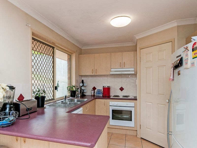 11 Azure Street, Goodna QLD 4300